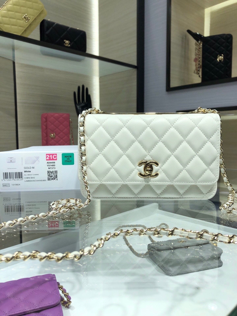 Ch*el woc bags